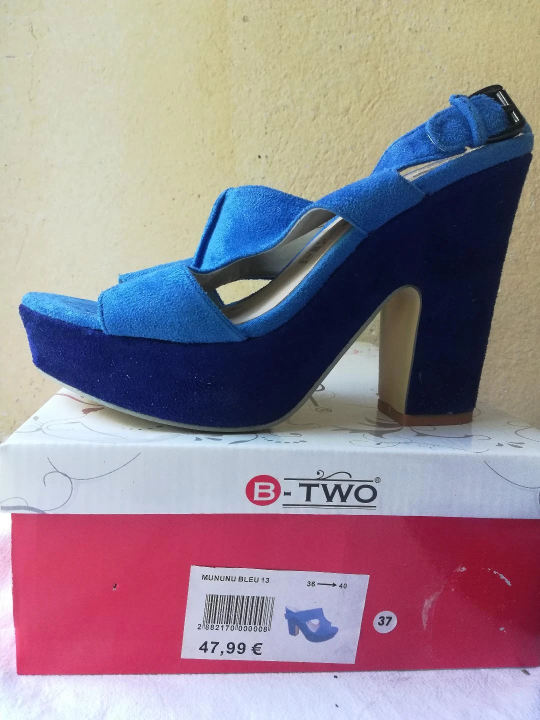 Escarpins Bicolore Marine/Bleu "B-Two" de salto 13 cm tamanho 37 – photo 7